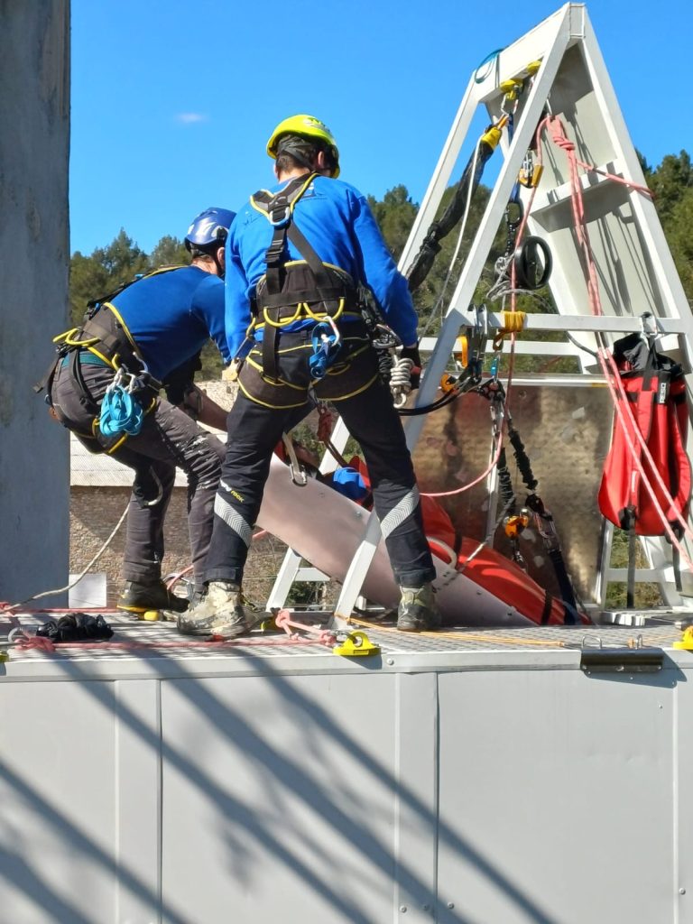formation,irata,cordiste,gwo,art,secours,victime,risques,suspension,syndrome,harnais,htc,marseille,nantes,lille,lorient,rodez,montpellier,perpig